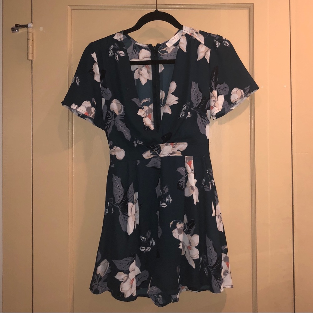 ASTR floral romper from Nordstrom xs